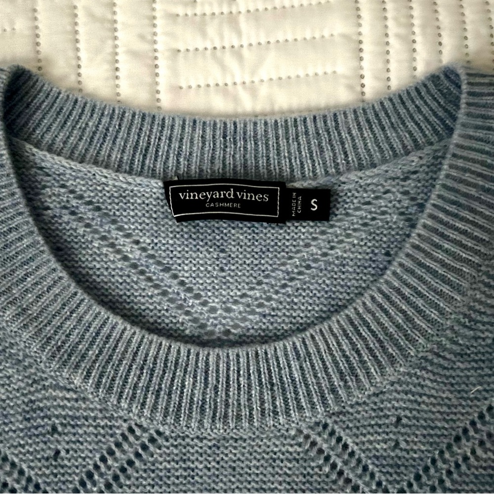 NWT Vineyard Vines Women’s Pointelle Cashmere Sweater Size Small - Picture 8 of 8